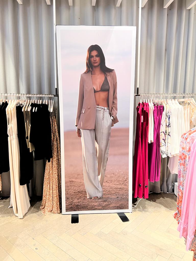 Reiss Tensioned Fabric Retail Graphics