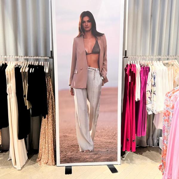 Reiss Tensioned Fabric  Retail Graphics